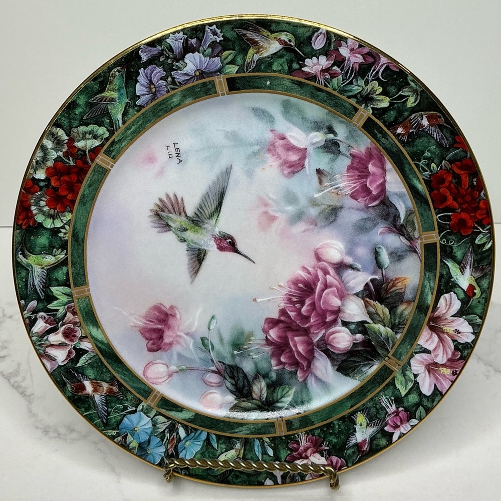 Decor Plate THE ANNA'S HUMMINGBIRD Plate Lena Liu's Hummingbird Treasury Prelove
